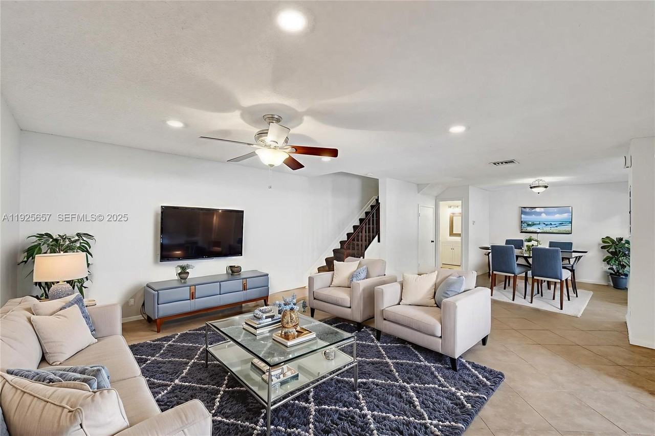 9340 Sw 61st Way #9340B - Photo 3 of 25