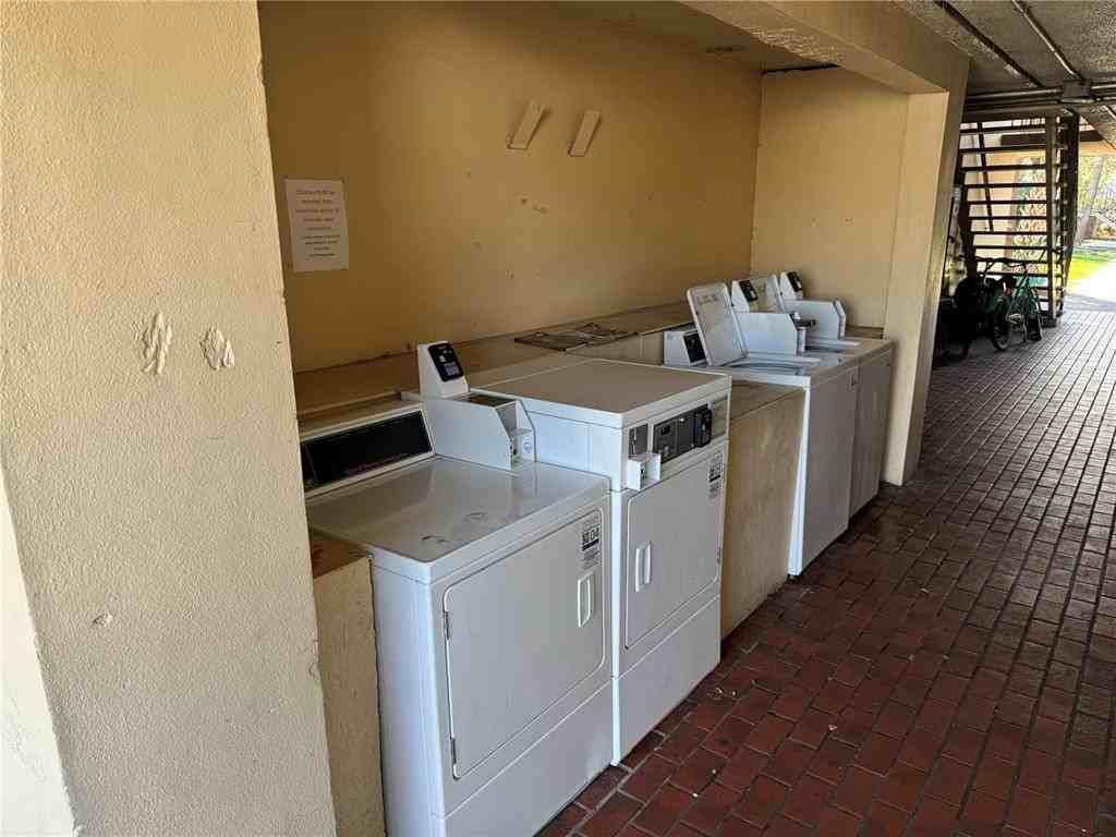 7900 S Orange Blossom Trl #7900-2053 - Photo 3 of 12