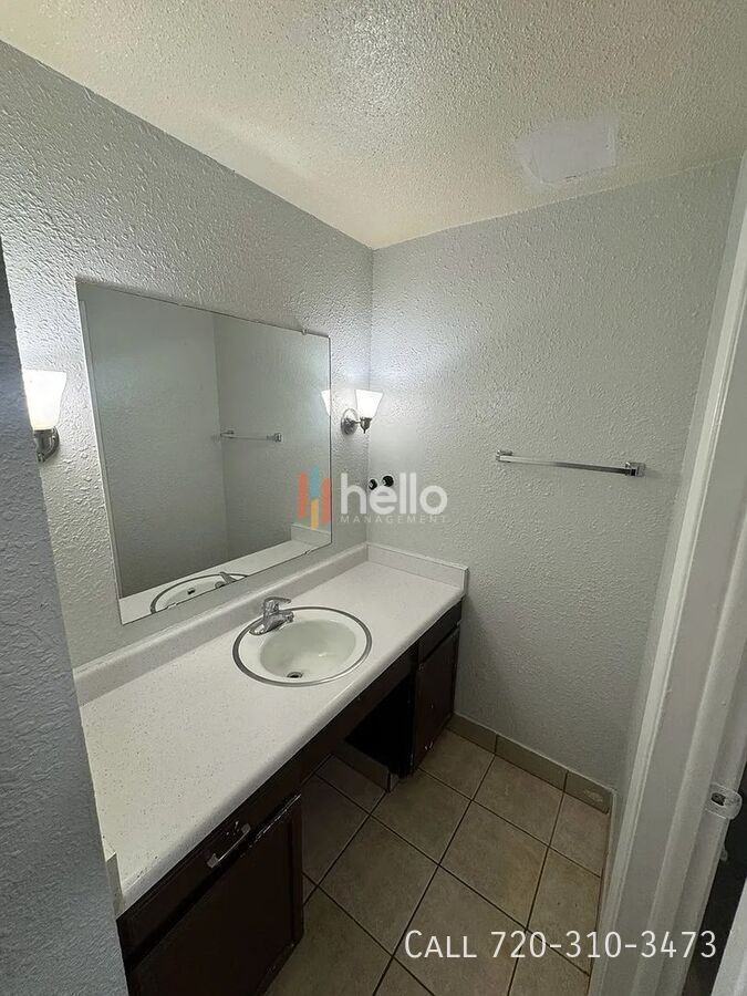 9504 East 17th Ave - Photo 7 of 8