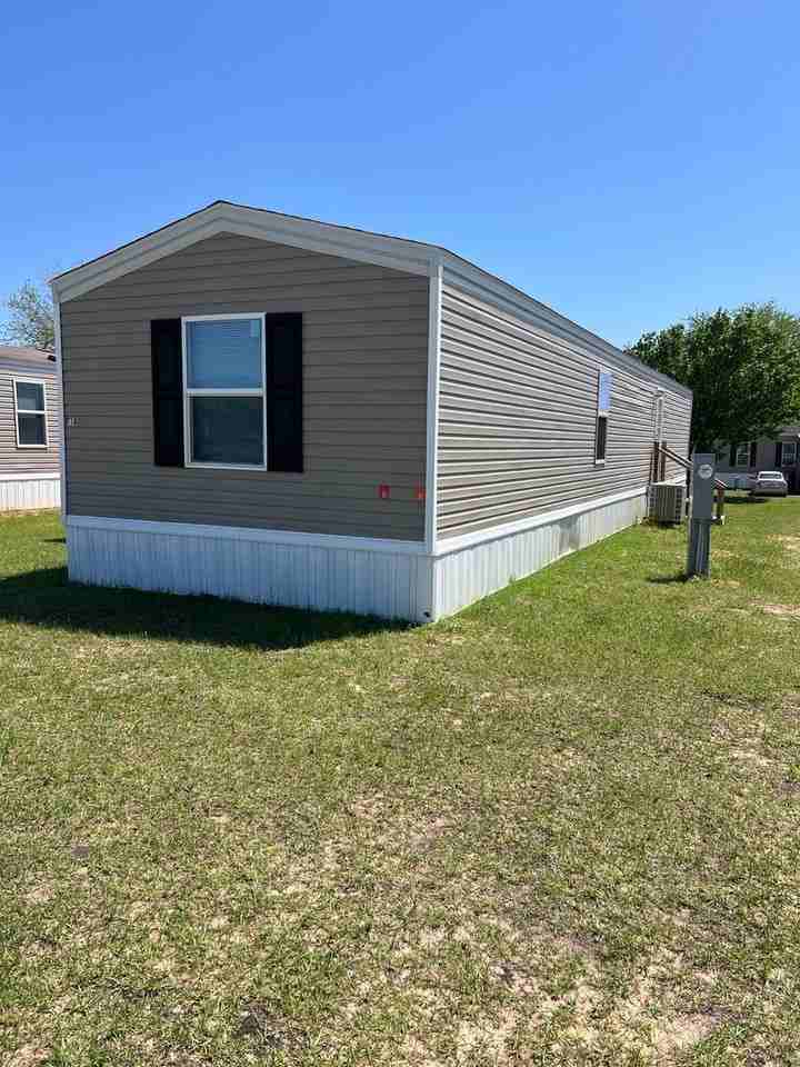 142 County Road 5516 #F20 - Photo 2 of 17