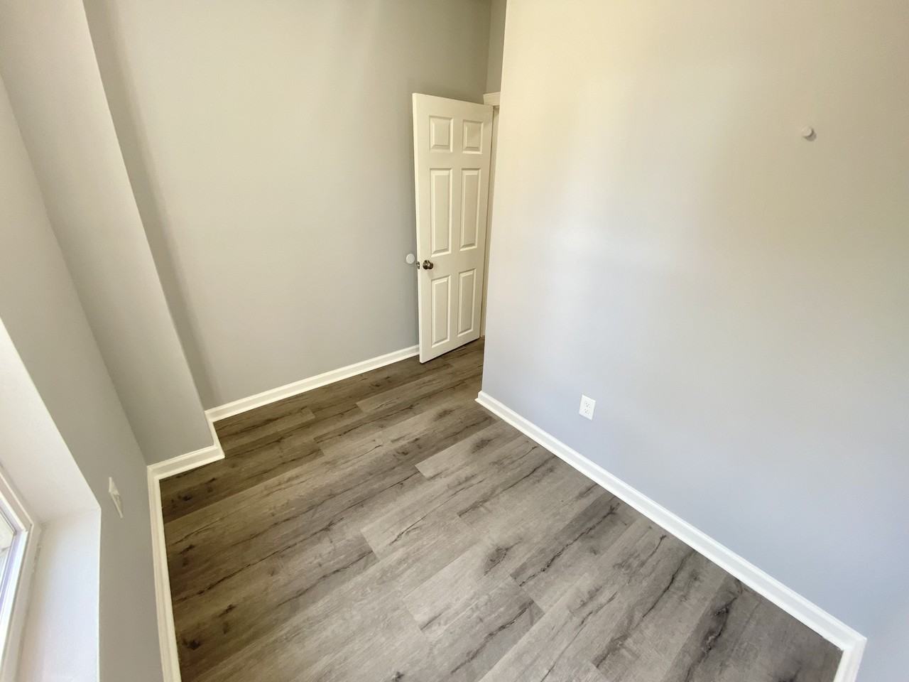 459 N Dearborn St - Photo 7 of 10