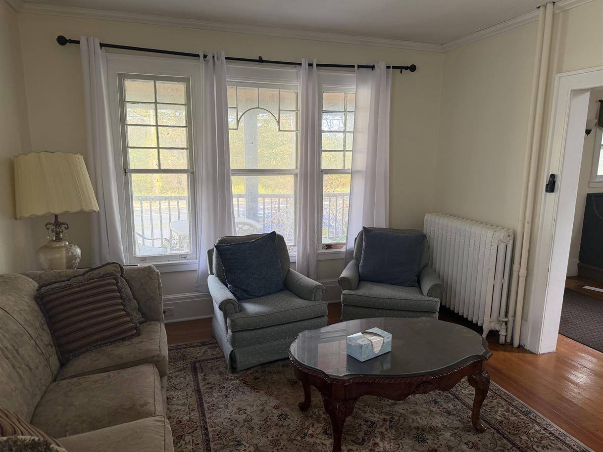 72 Pawling Ave - Photo 2 of 28