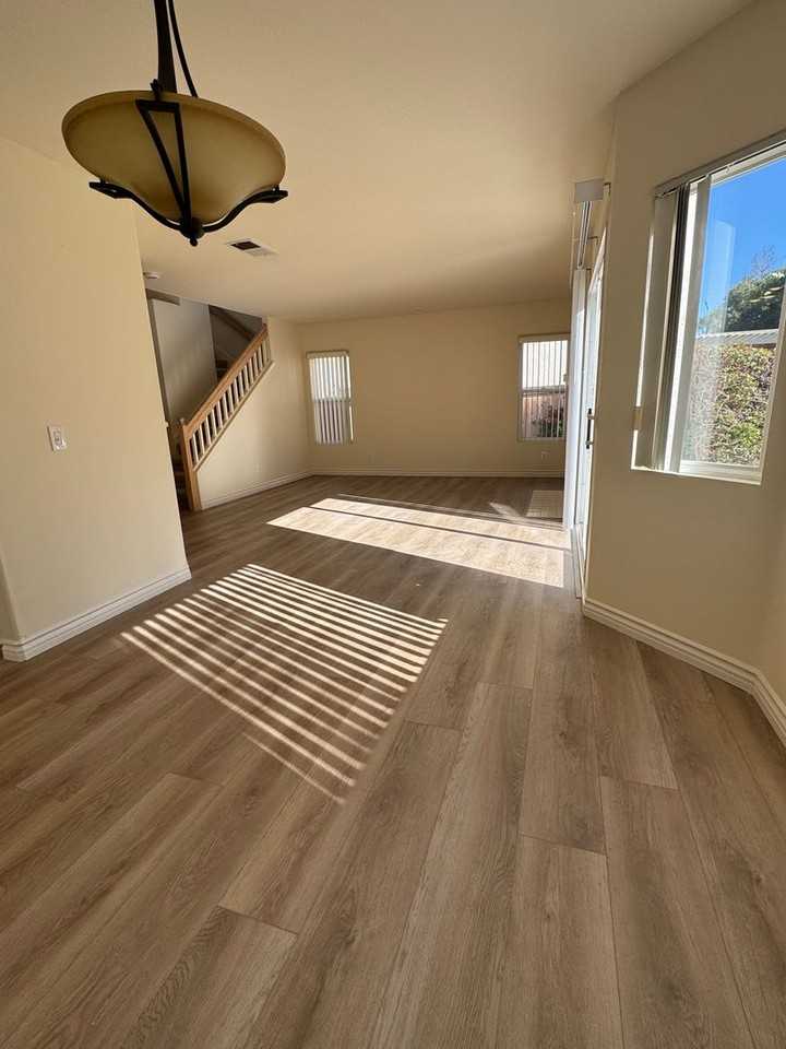 10591 Wincheck Rd - Photo 5 of 23