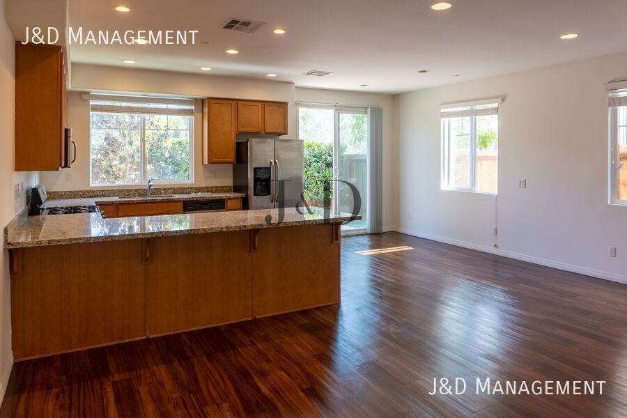 BAN3150-70 - Photo 2 of 34