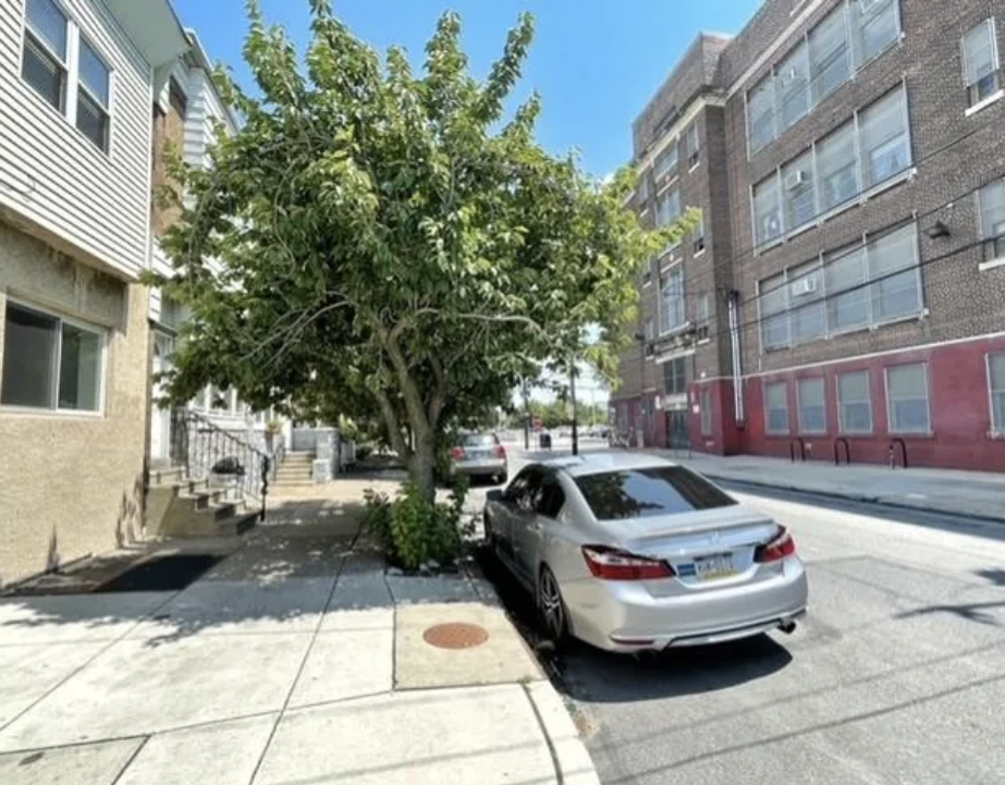 413 W Porter St #NA - Photo 3 of 37