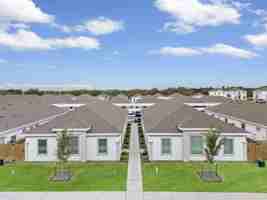 featured image of 1304 Shavano Dr #1