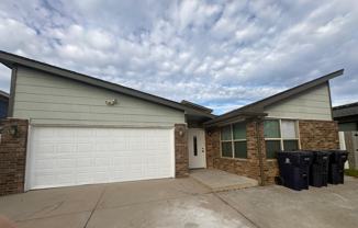 1217 Sw 18th St #NA - Photo 1 of 1