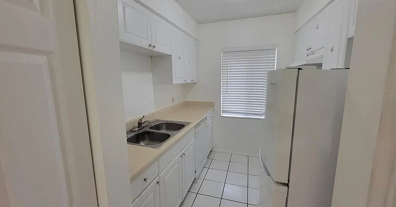 7601 Abbey Ln #C - Photo 5 of 15