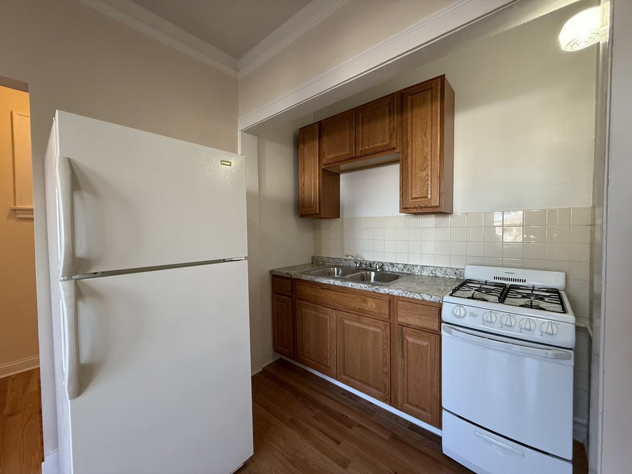 4701 N Saint Louis Ave #12 - Photo 6 of 22