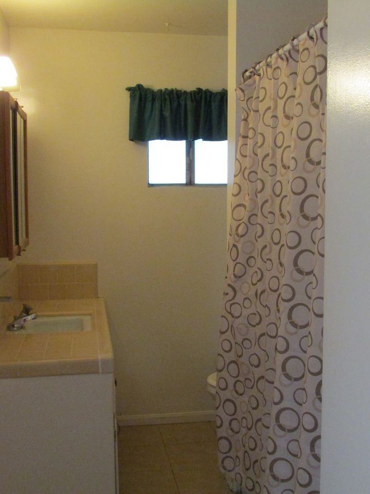 2520 Bernice Dr #NA - Photo 2 of 8