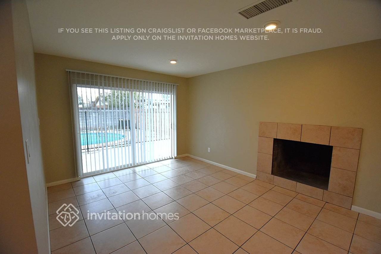 3335 W Mclellan Blvd - Photo 3 of 10