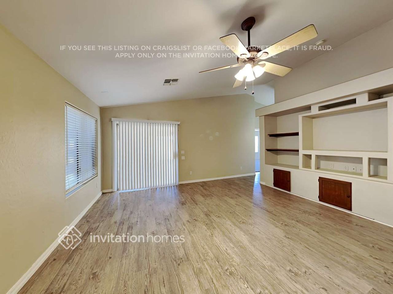 13516 W Solano Dr - Photo 3 of 17