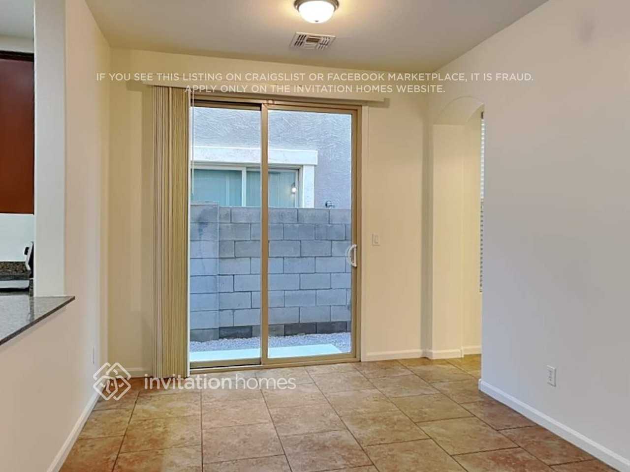 3380 E Liberty Ln - Photo 6 of 25