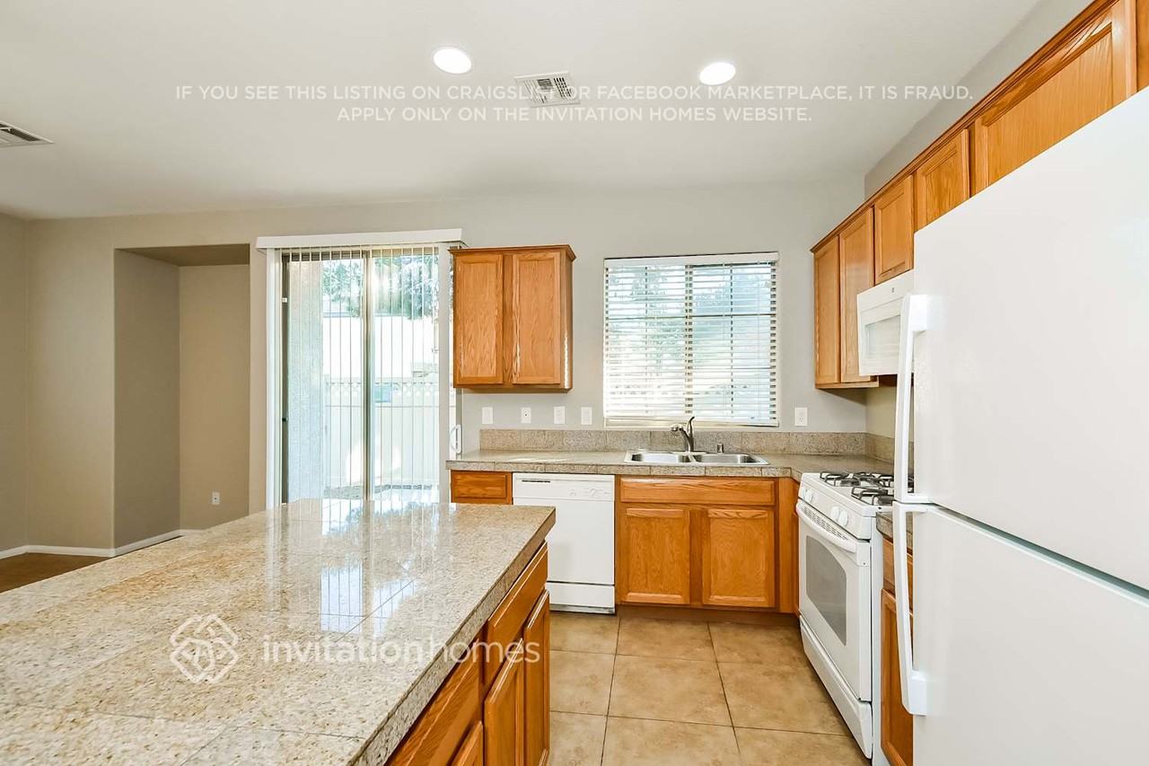 739 Tree Vista Ct - Photo 7 of 18