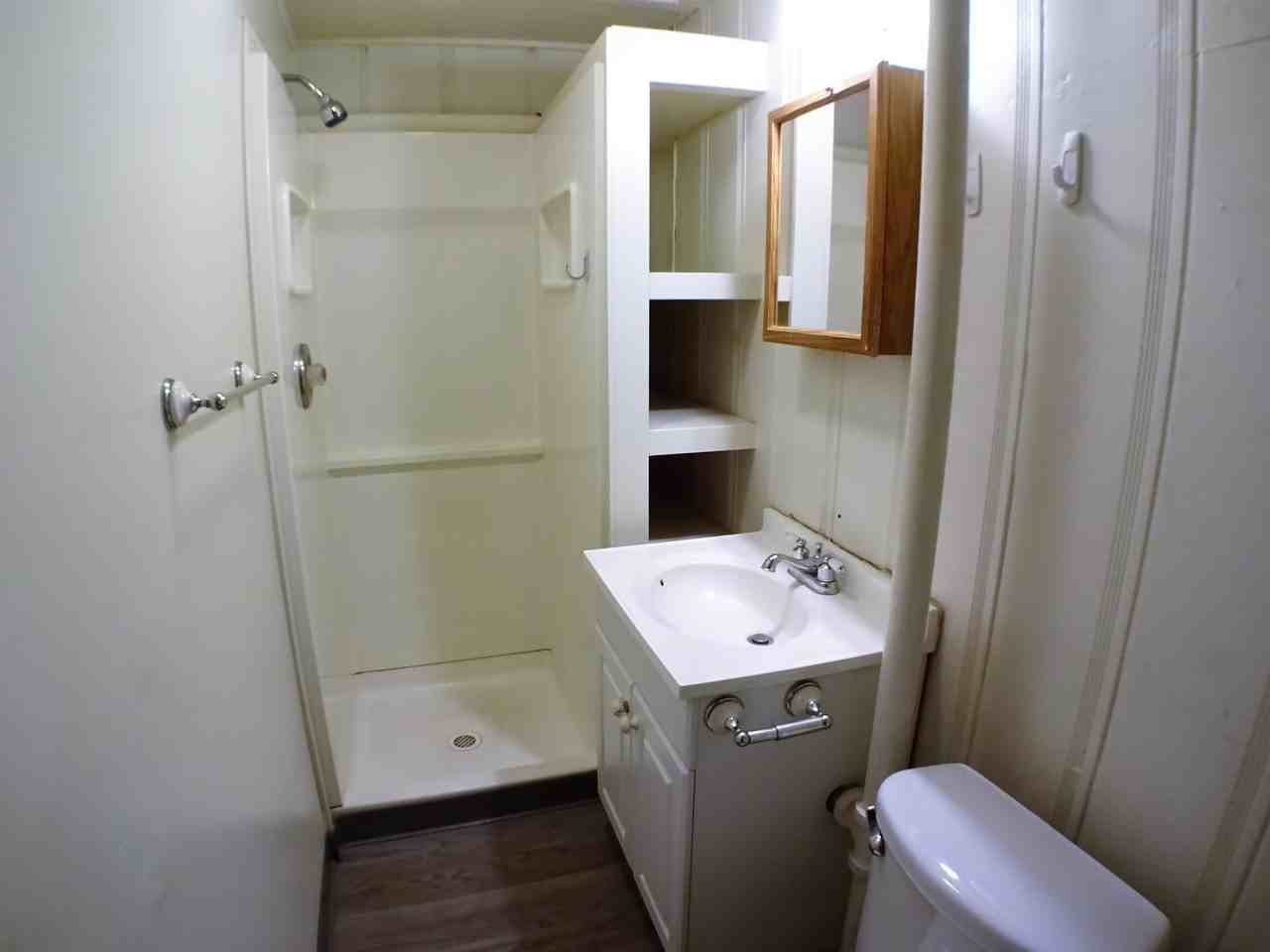 1092 Humboldt Avenue (G) - Photo 6 of 8