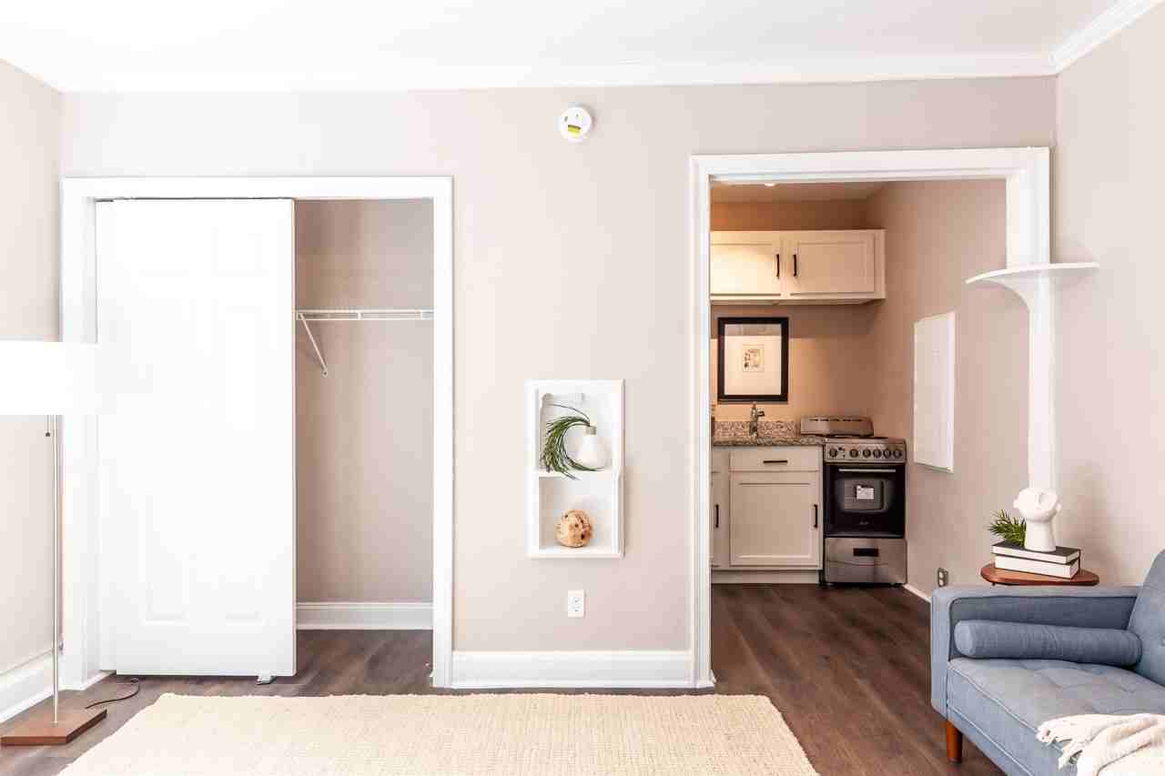 2315 Kemper Lane - Photo 2 of 50