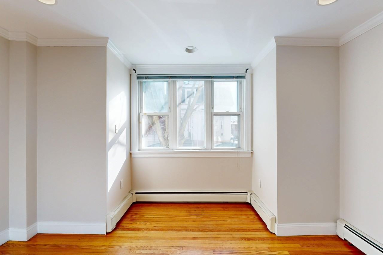 234 234 Lexington Street234 Lexington Street - 1 #1 - Photo 6 of 21