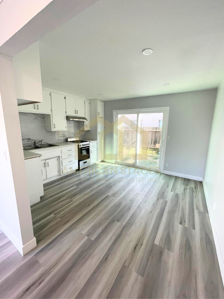 714 North G Street - Photo 4 of 11