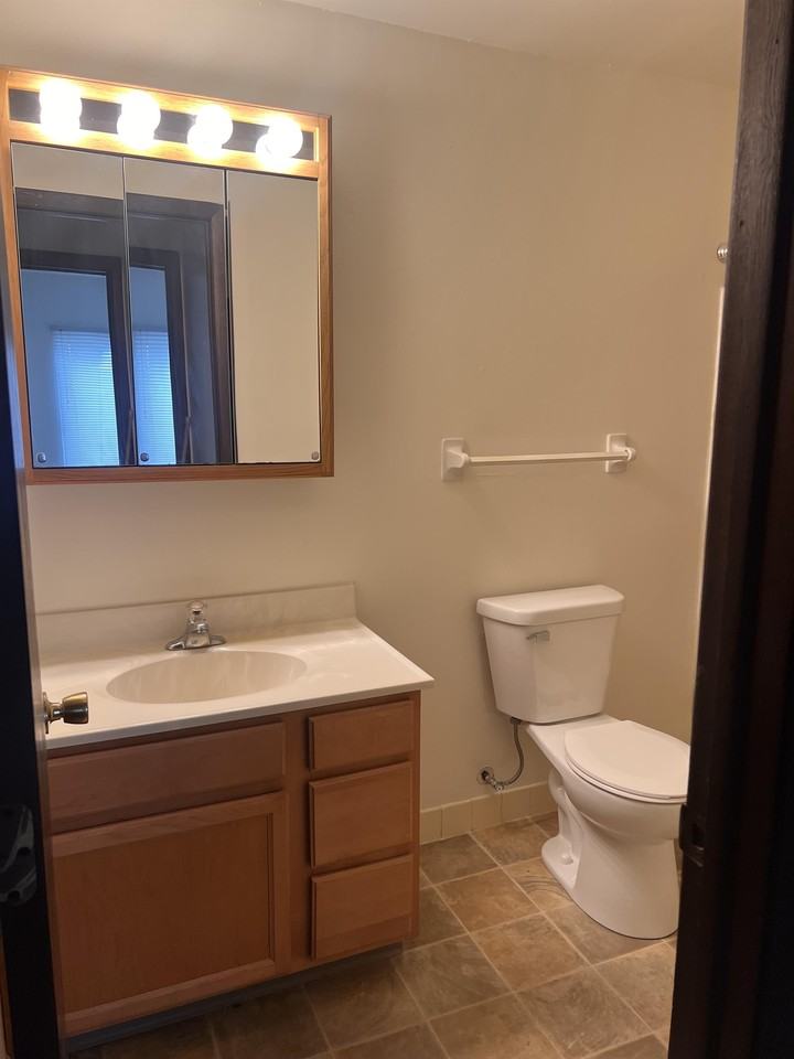 3045 86th Street - Photo 6 of 12