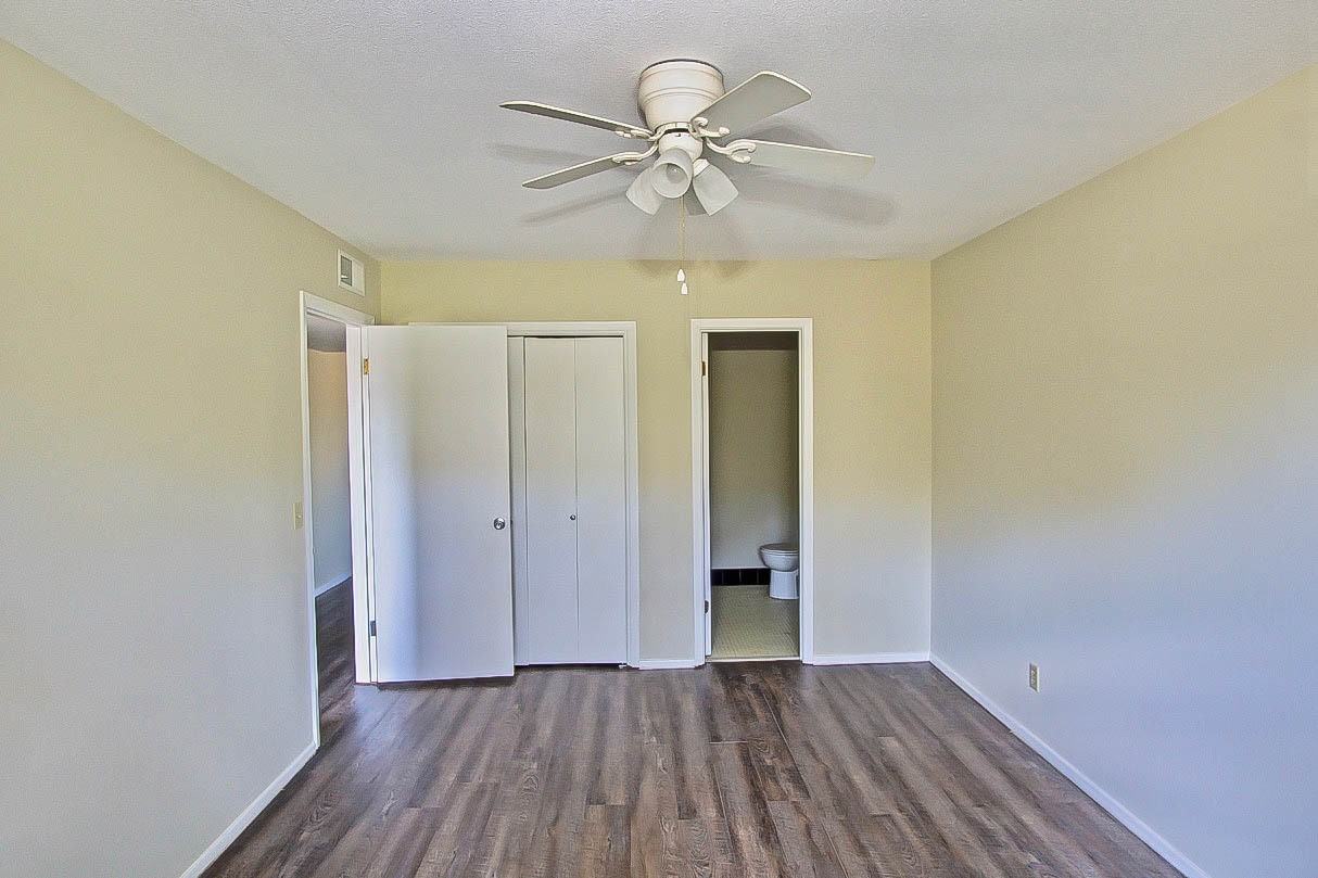 240 Harmon Avenue - Photo 6 of 50