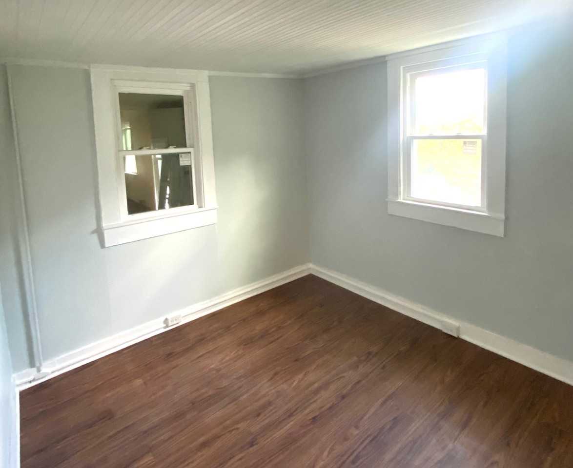 100 Lake Street - Photo 3 of 3