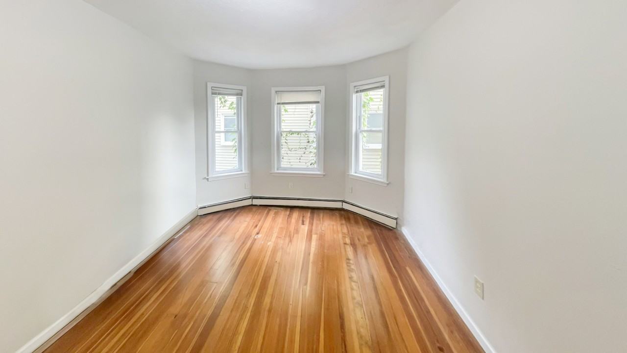 163-165 Hichborn St - Photo 3 of 29