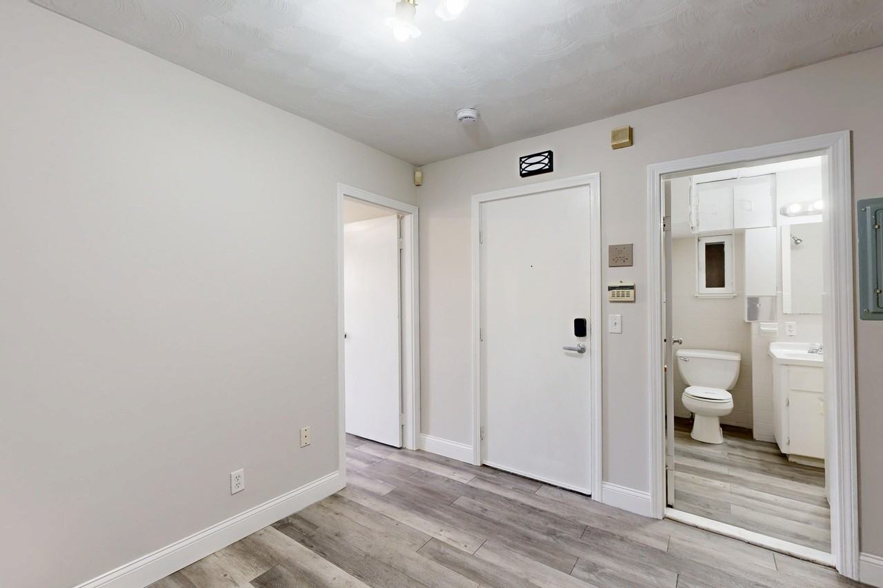 16.5 Bremen Street - Photo 7 of 28