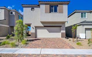 featured image of 8532 W Agate Ave #1