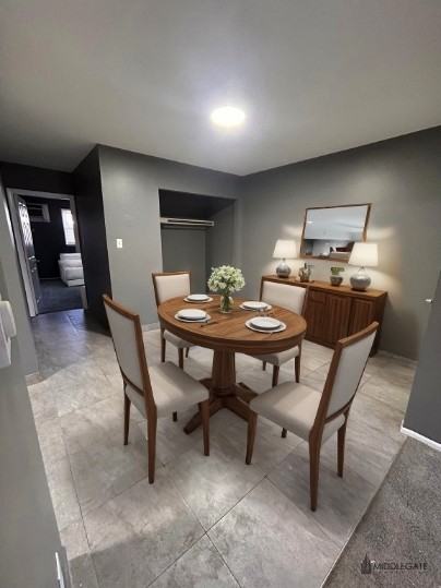 Oaks Apartments - Photo 3 of 9