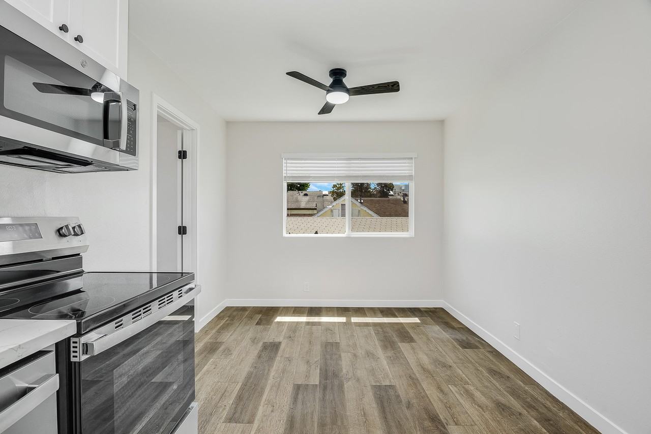 4142 44th Street - Photo 4 of 50