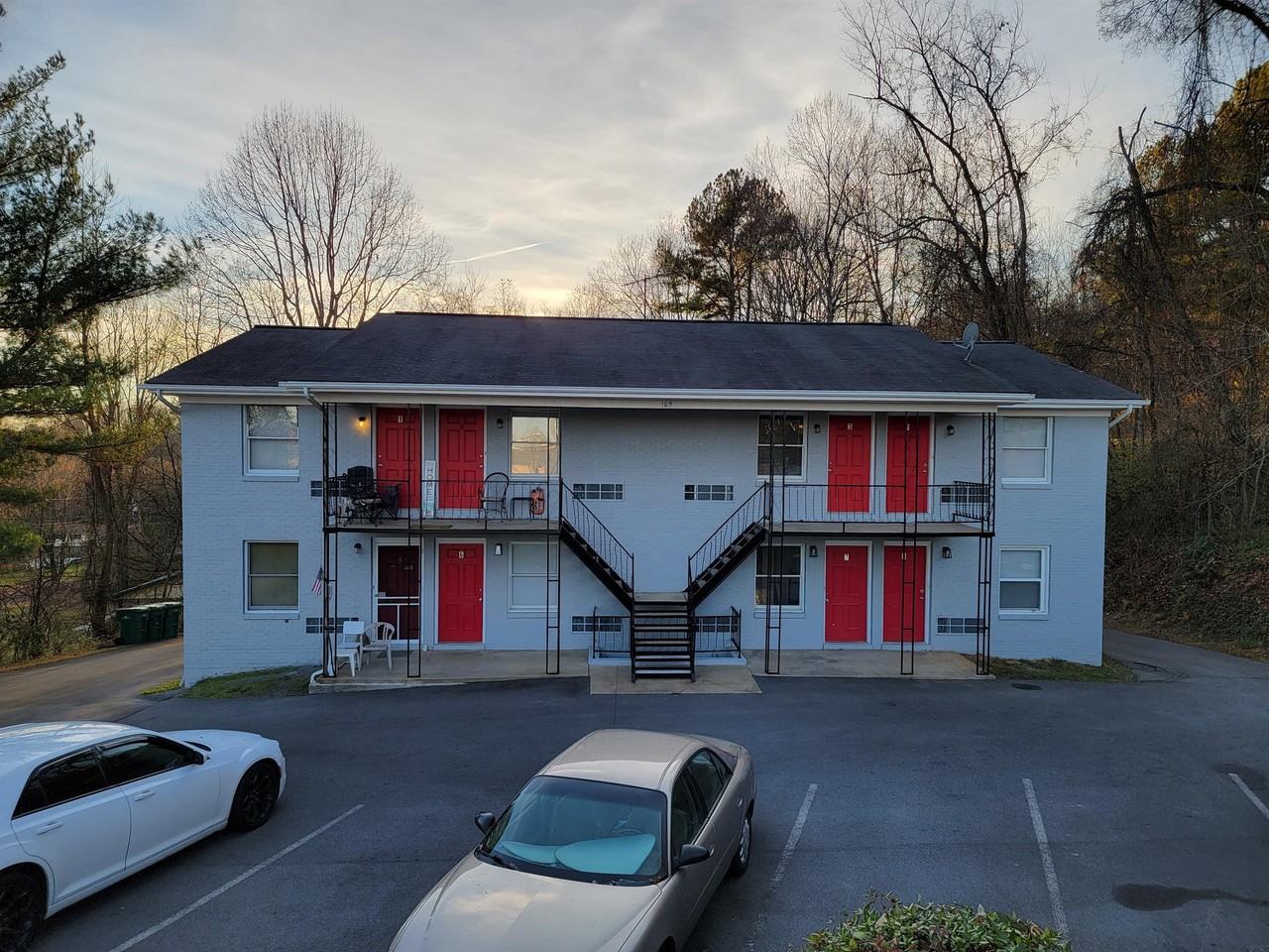 105 Lemay Dr. - Photo 7 of 29