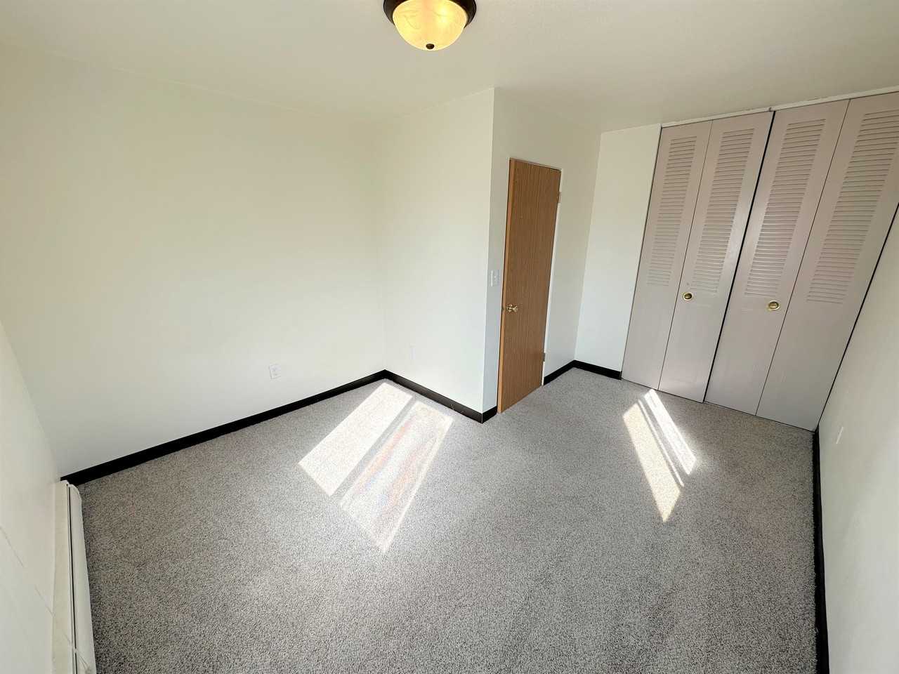 2120 3rd Ave SE - 12 PLEX - Photo 7 of 14