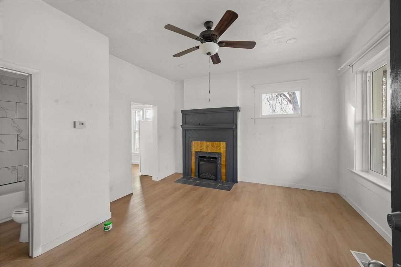 604 East 3rd Avenue - Photo 4 of 17