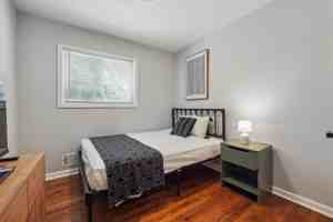 featured image of Private Bedroom for Professional (Bedroom