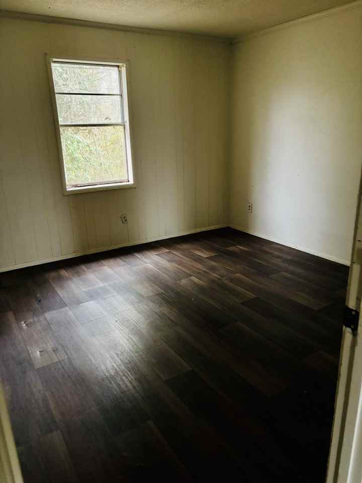 1029 North McLemore Avenue - Photo 6 of 6