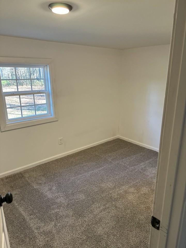 1168 Shedd Road - Photo 7 of 10