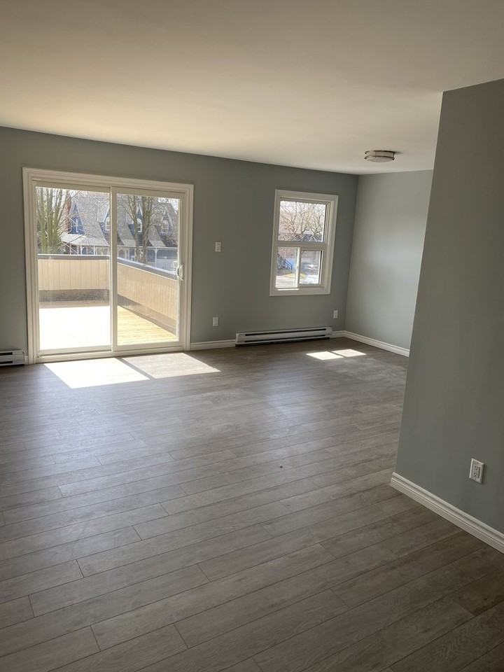 2 Randall Dr - Photo 2 of 13