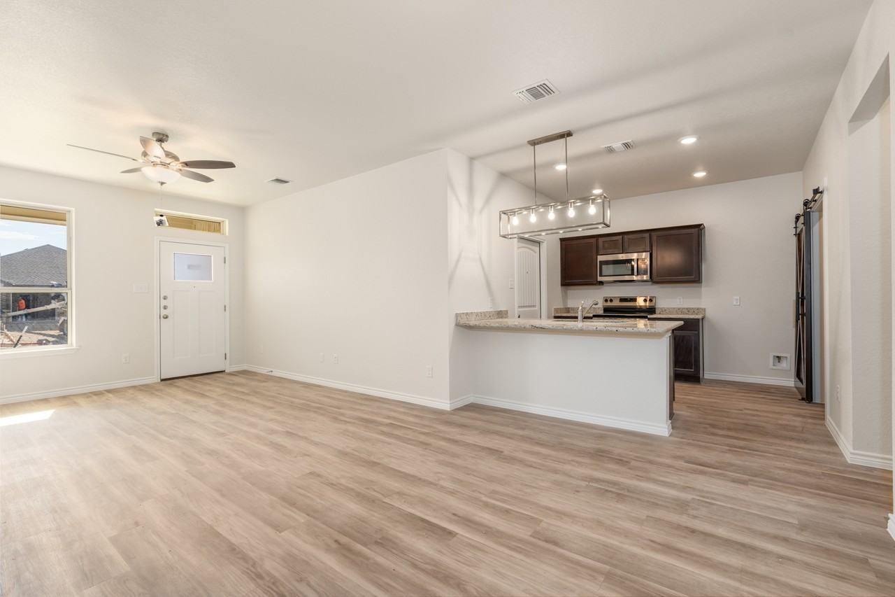 103 Levi Court - Photo 7 of 27