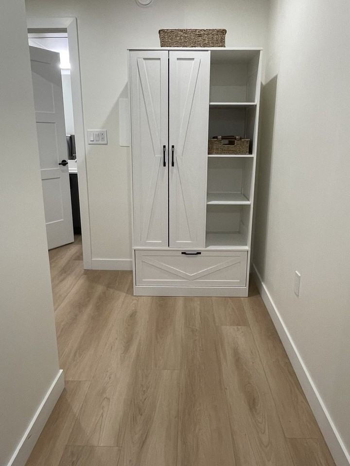 8615 8615 108 Street Northwest - Photo 7 of 21