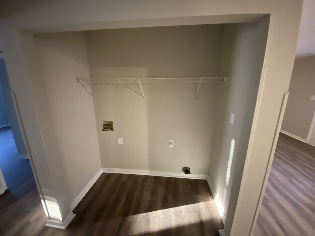 989 Bryant Way - Photo 6 of 35