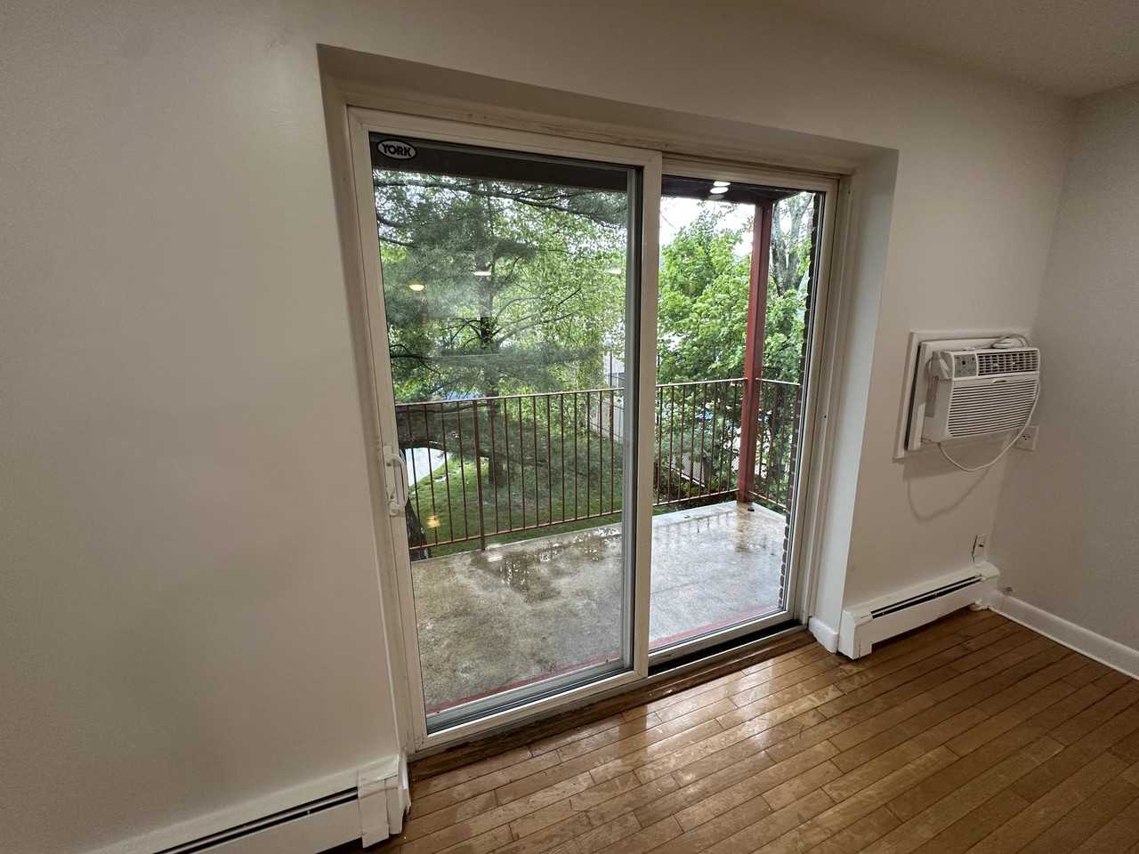 32 Annese Road - Photo 2 of 11