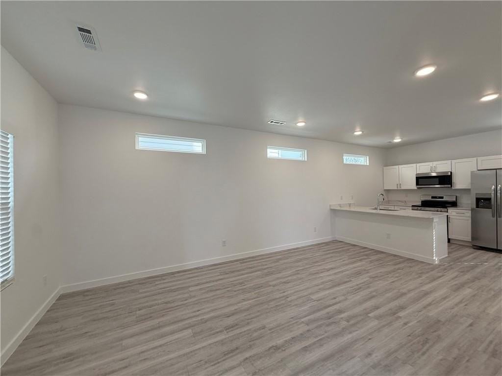 851 Reading Railroad Ln - Photo 3 of 12