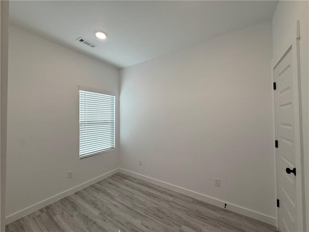 851 Reading Railroad Ln - Photo 5 of 12