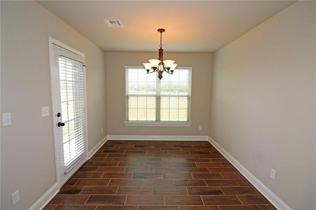 2303 Sw Elington St - Photo 5 of 14