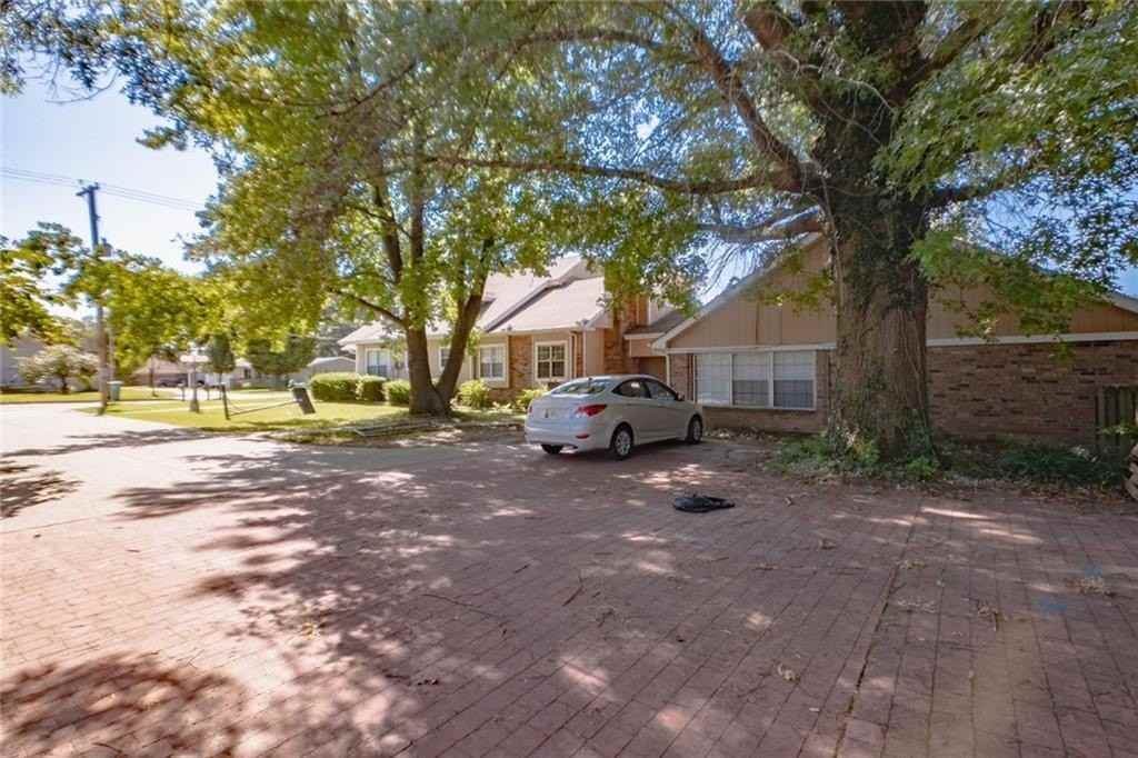 3004 Turner St - Photo 2 of 2