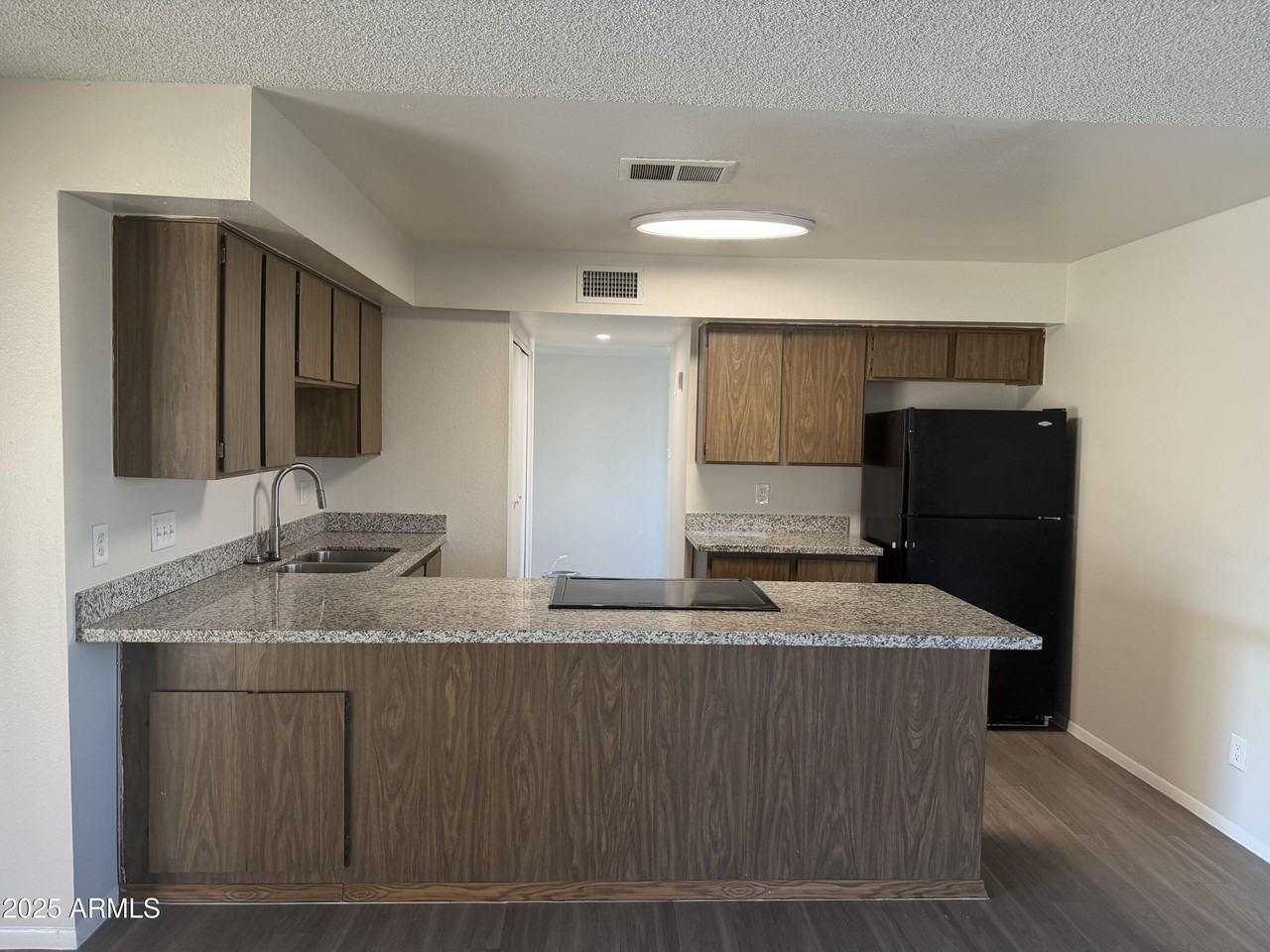 5249 W Crocus Dr - Photo 3 of 12