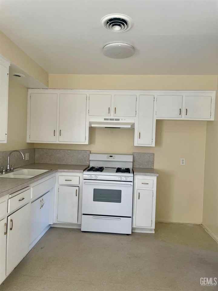 620 Norris Rd - Photo 5 of 9