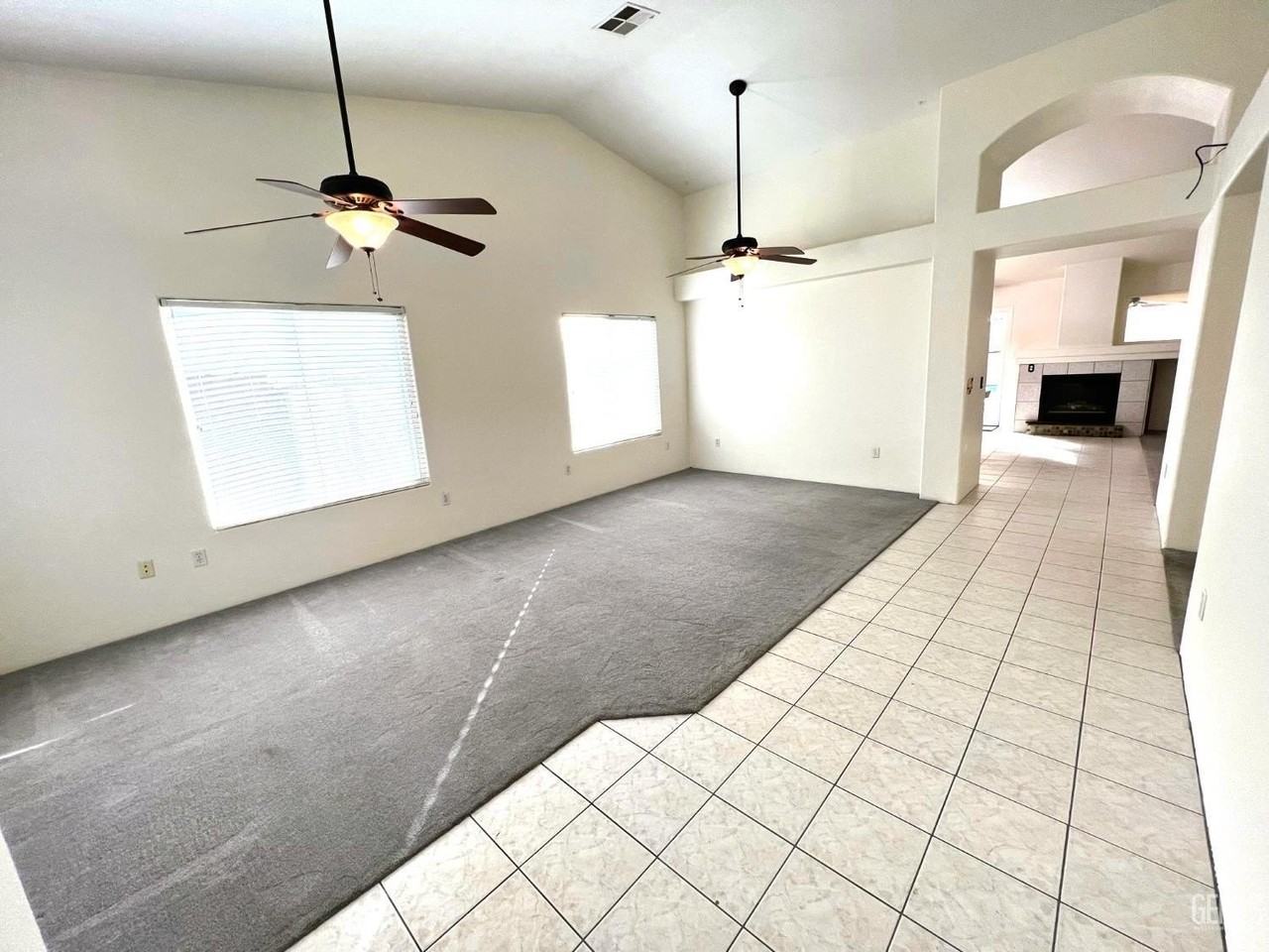 3013 Verdugo Ln - Photo 4 of 39