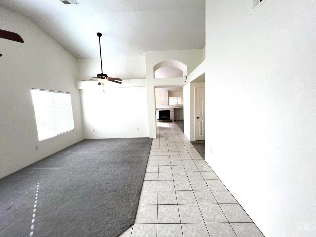 3013 Verdugo Ln - Photo 6 of 39