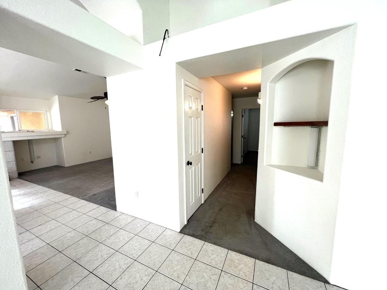 3013 Verdugo Ln - Photo 7 of 39